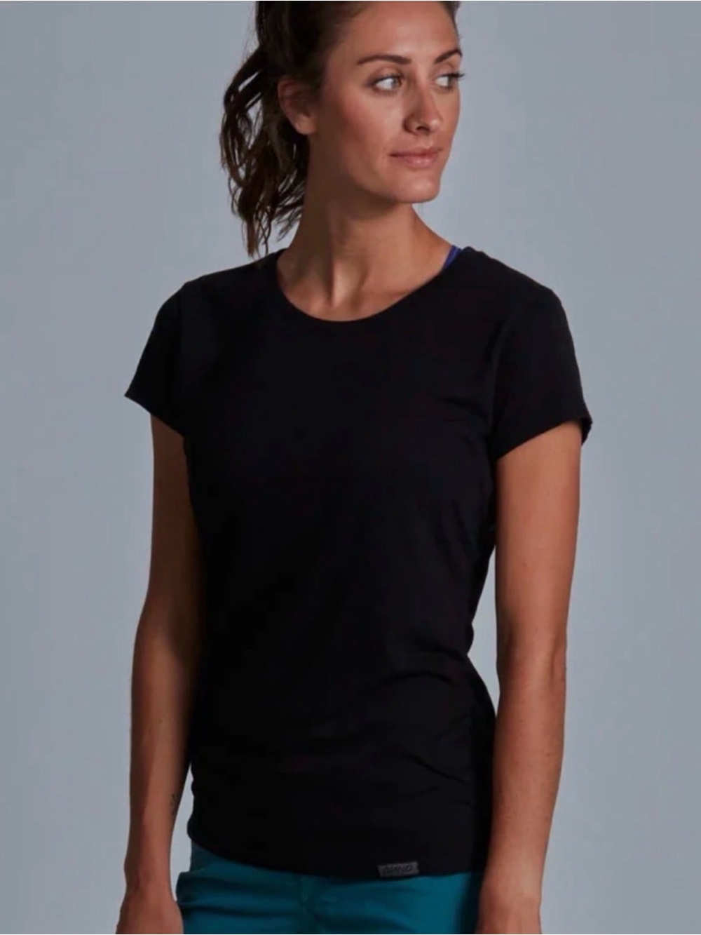 ONNO Black Women's Crew Neck Tee